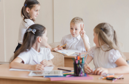 Smajlík, slovní hodnocení, formativní přístup. Co (ne)mají společného?